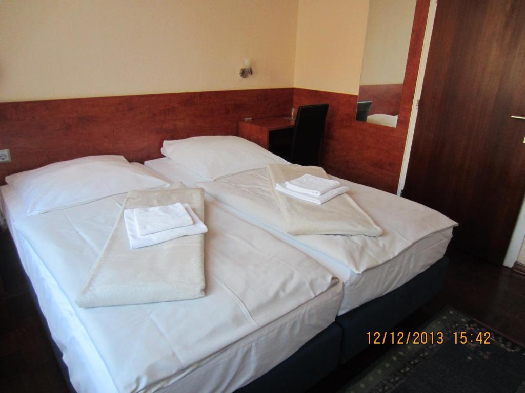 Altstadt Hotel Rheinblick Düsseldorf Chambre photo